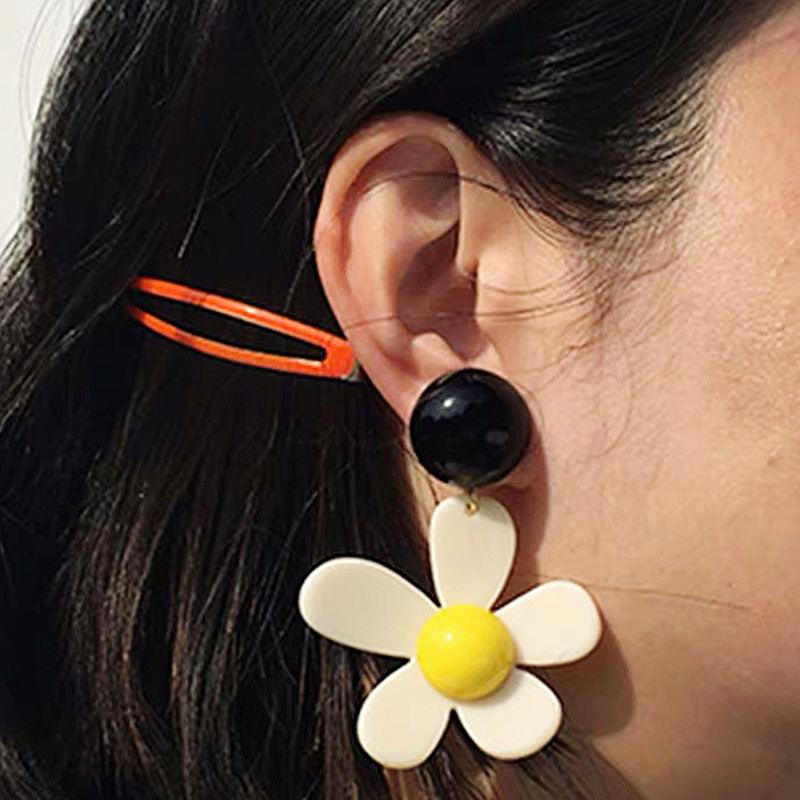 Korean Colorful Acrylic Flower - Travel Accessories Dropshipping review and price